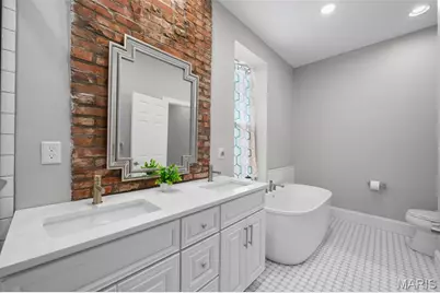 4413 Hunt Avenue, Saint Louis, MO 63110 - Photo 19