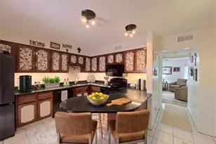 10035 Sakura Dr, Saint Louis, MO 63128 - Photo 9