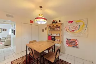 10035 Sakura Dr, Saint Louis, MO 63128 - Photo 9