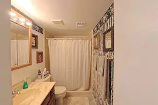 10035 Sakura Dr, Saint Louis, MO 63128 - Photo 17