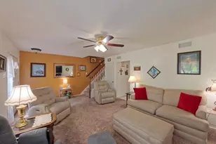 10035 Sakura Dr, Saint Louis, MO 63128 - Photo 3