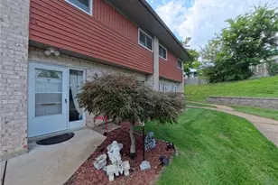 10035 Sakura Dr, Saint Louis, MO 63128 - Photo 5
