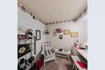 10035 Sakura Drive, Saint Louis, MO 63128 - Photo 13