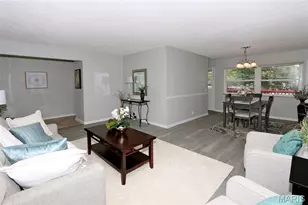 3245 Long Champs Dr, Florissant, MO 63033 - Photo 3
