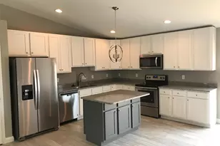 316 Touchdown Dr, Wentzville, MO 63348 - Photo 3