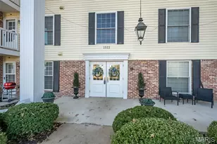 1512 Bedford Forge Ct, Chesterfield, MO 63017 - Photo 3