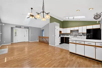 981 Wynstay Circle, Saint Louis, MO 63088 - Photo 7
