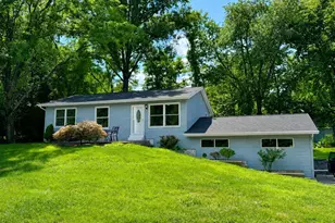 324 Westminster Dr, Saint Peters, MO 63376 - Photo 1