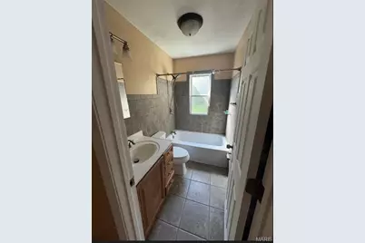 283 S Barat Avenue, Ferguson, MO 63135 - Photo 5
