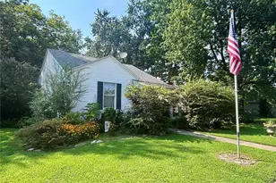 311 S Winchester St, Fenton, MO 63736 - Photo 3
