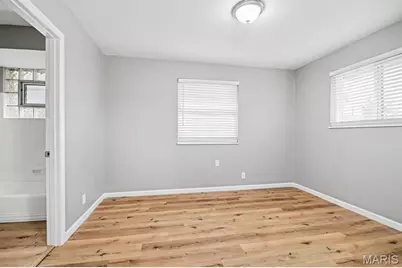 329 Eichelberger Street, Saint Louis, MO 63111 - Photo 15