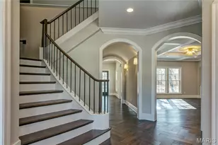 184 Brooktrail Ct, Creve Coeur, MO 63141 - Photo 3