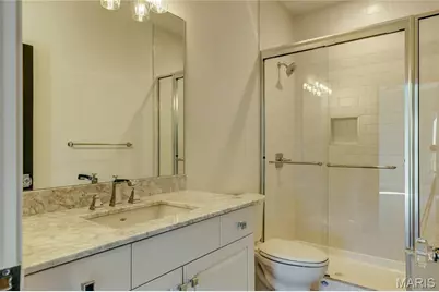 184 Brooktrail Court, Creve Coeur, MO 63141 - Photo 35