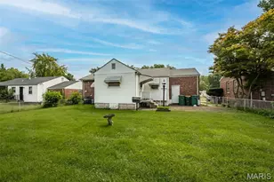 9337 Laramie Dr, Bellefontaine Neighbors, MO 63137 - Photo 39