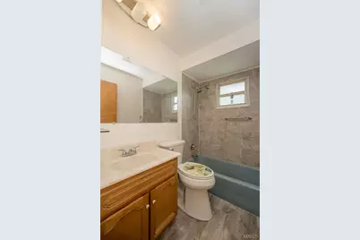 9337 Laramie Drive, Bellefontaine Neighbors, MO 63137 - Photo 25