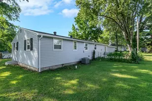 435 Old Springfield Rd, Bourbon, MO 65441 - Photo 7