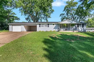 435 Old Springfield Rd, Bourbon, MO 65441 - Photo 1