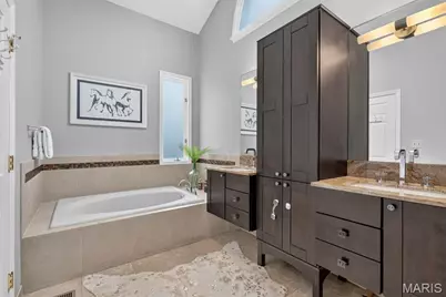 9017 Fair Oaks Crescent Court, Richmond Heights, MO 63117 - Photo 21