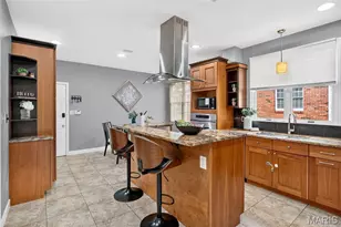 9017 Fair Oaks Crescent Ct, Richmond Heights, MO 63117 - Photo 37