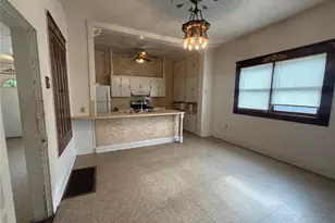 909 Bluff St, Hannibal, MO 63401 - Photo 13