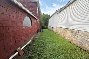 909 Bluff St, Hannibal, MO 63401 - Photo 33