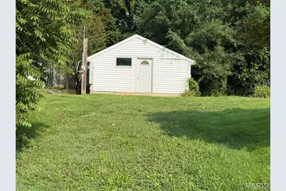 401 Fulton Avenue, Hannibal, MO 63401 - Photo 1