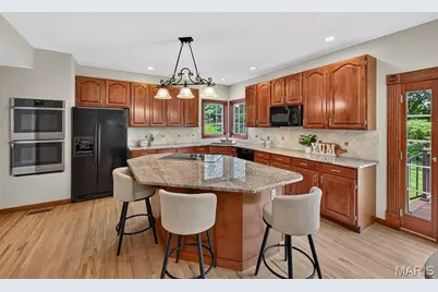 2319 Wellington Estates Drive, Chesterfield, MO 63017 - Photo 11