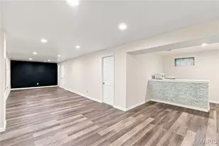 10320 Meath Dr, Saint Louis, MO 63123 - Photo 25