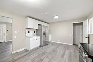 10316 Chesley Dr, Saint Louis, MO 63136 - Photo 7
