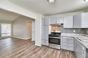 1495 Tremont Dr, Saint Louis, MO 63033 - Photo 17