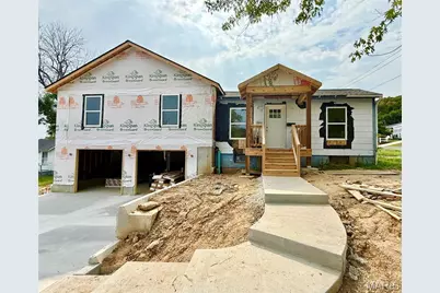 321 N 5th Street, Pacific, MO 63069 - Photo 1