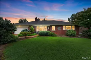 11838 Sunlind Dr, Sunset Hills, MO 63127 - Photo 1