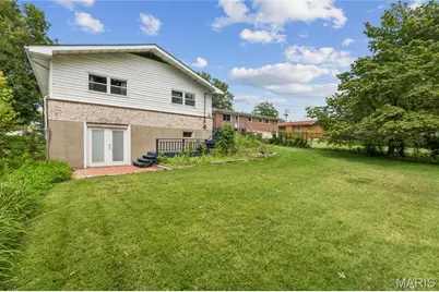 2700 Delaware Drive, Florissant, MO 63033 - Photo 29