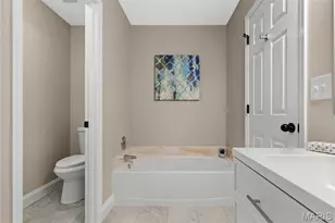 2717 Samuel Dr, Dardenne Prairie, MO 63368 - Photo 17