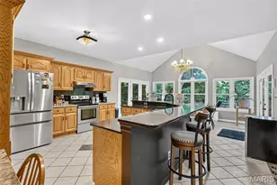 3471 Brookwood Cir, Saint Charles, MO 63301 - Photo 15