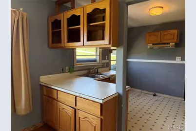 1246 Spring Drive, Herculaneum, MO 63048 - Photo 3