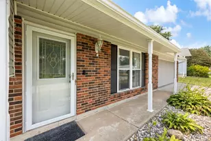615 Country Lake Dr, Saint Peters, MO 63376 - Photo 3