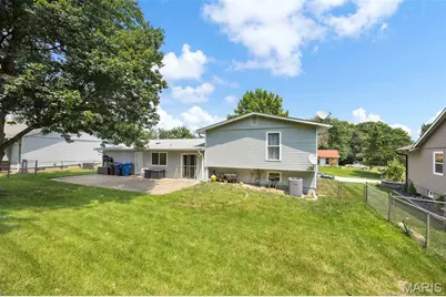 615 Country Lake Drive, Saint Peters, MO 63376 - Photo 27