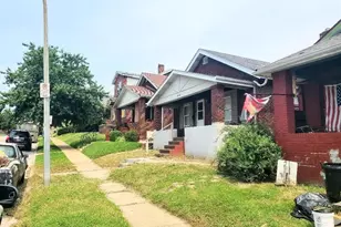 4446 Kenneth Pl, Saint Louis, MO 63115 - Photo 3
