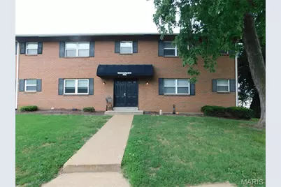 454 San Juan #B, Saint Charles, MO 63303 - Photo 1