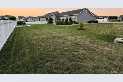 625 Lubbuck Court, Moscow Mills, MO 63362 - Photo 31
