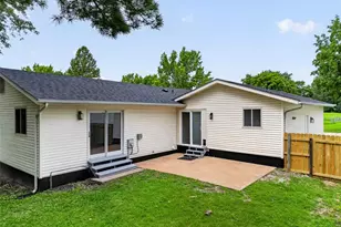 3024 Mediterranean Dr, Florissant, MO 63031 - Photo 57