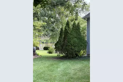 78 Nicole Court, Lake Saint Louis, MO 63367 - Photo 3