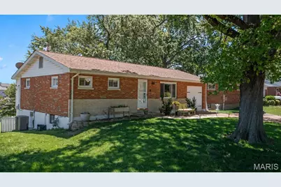 9828 Whitcomb Lane, Affton, MO 63123 - Photo 27
