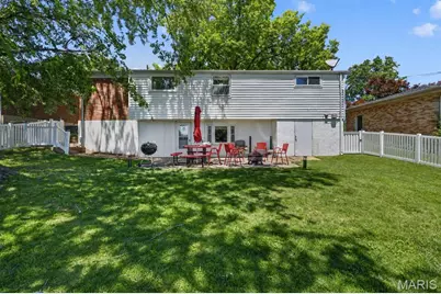 9828 Whitcomb Lane, Affton, MO 63123 - Photo 5