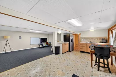 9828 Whitcomb Lane, Affton, MO 63123 - Photo 21