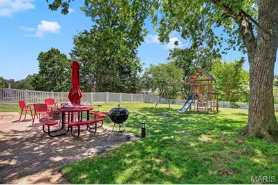 9828 Whitcomb Lane, Affton, MO 63123 - Photo 3