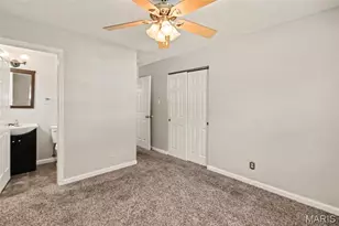 6780 Lesli Mari Ct, Florissant, MO 63033 - Photo 7