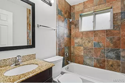 6780 Lesli Mari Court, Florissant, MO 63033 - Photo 13