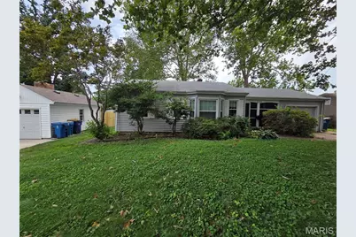 906 Holly Place, Saint Charles, MO 63301 - Photo 15